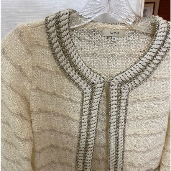 ✨Elegant Sweater/Jacket ✨ ‼️PRICE DROP‼️ - Picture 6 of 6